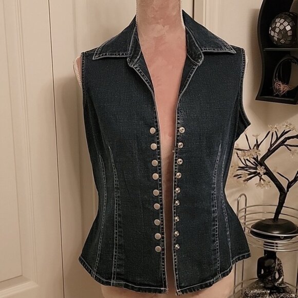 A.M.I. Jackets & Blazers - A.M.I. Vintage 90s Dark Wash Denim Vest, Size PM.  EUC!